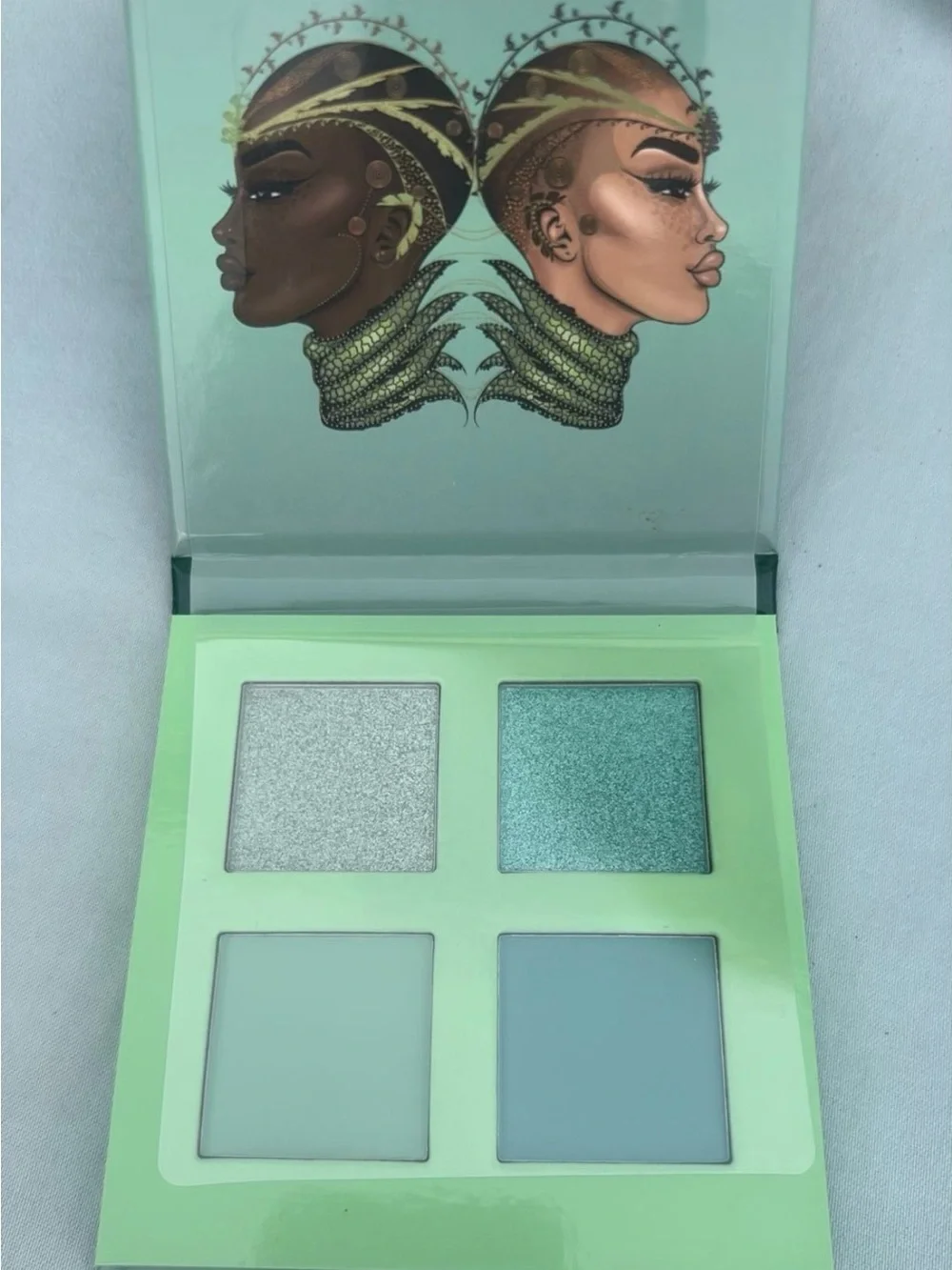 Juvia's Place Rebel Mints Eyeshadow Palette - Mint, Gold
